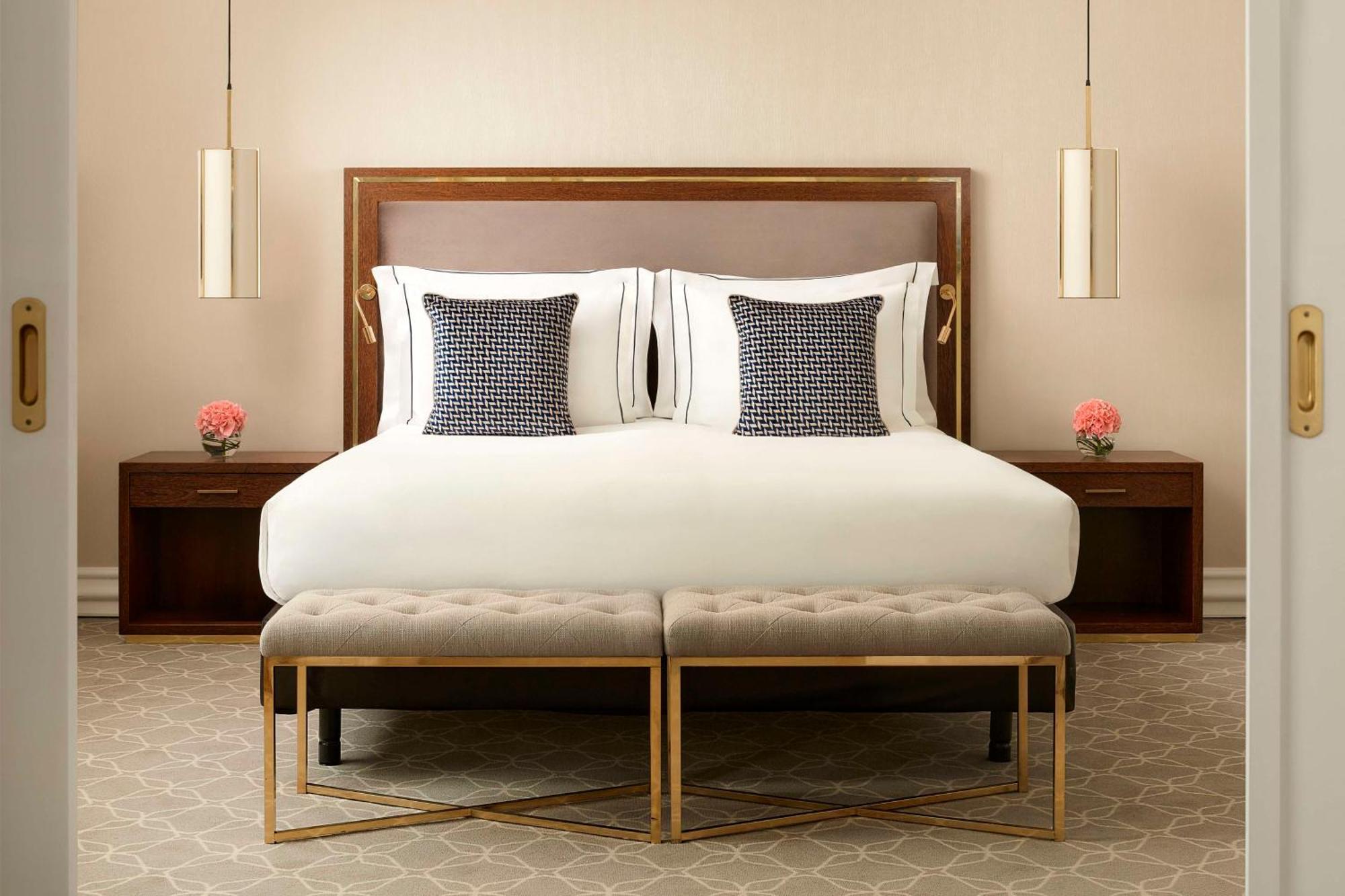 Tivoli Avenida Liberdade Lisboa - A Leading Hotel Of The World Dış mekan fotoğraf A bedroom at The Carlyle