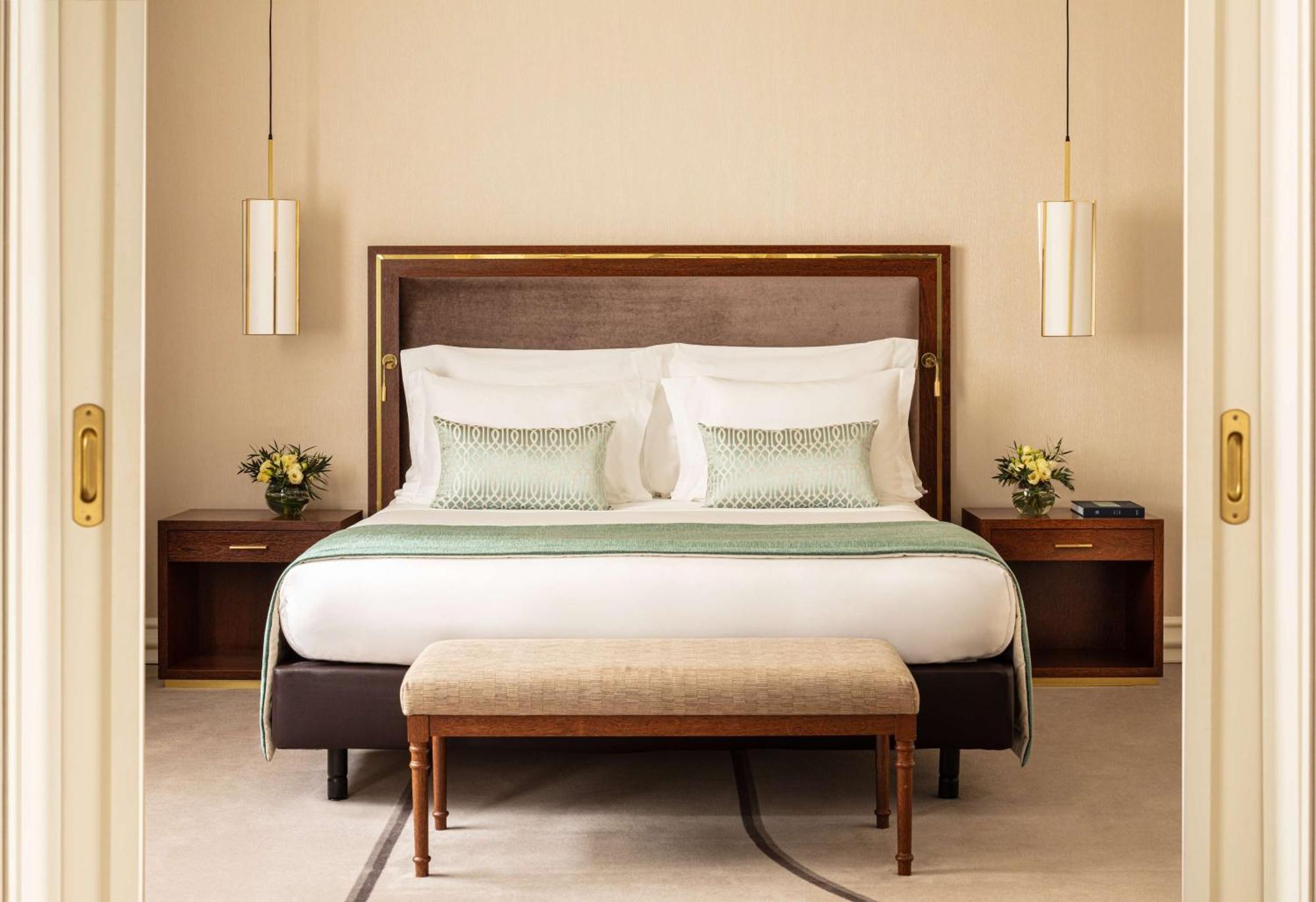 Tivoli Avenida Liberdade Lisboa - A Leading Hotel Of The World Dış mekan fotoğraf A bedroom at the Four Seasons Hotel, London